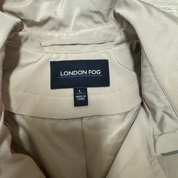 LONDON FOG— double breasted trench coat - Picture 4 of 5